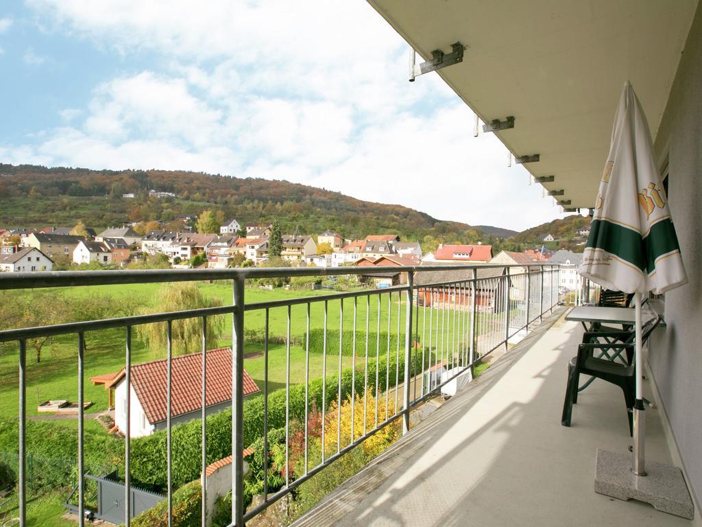 Spacious Apartment In Bollendorf In Nature Park Eksteriør billede